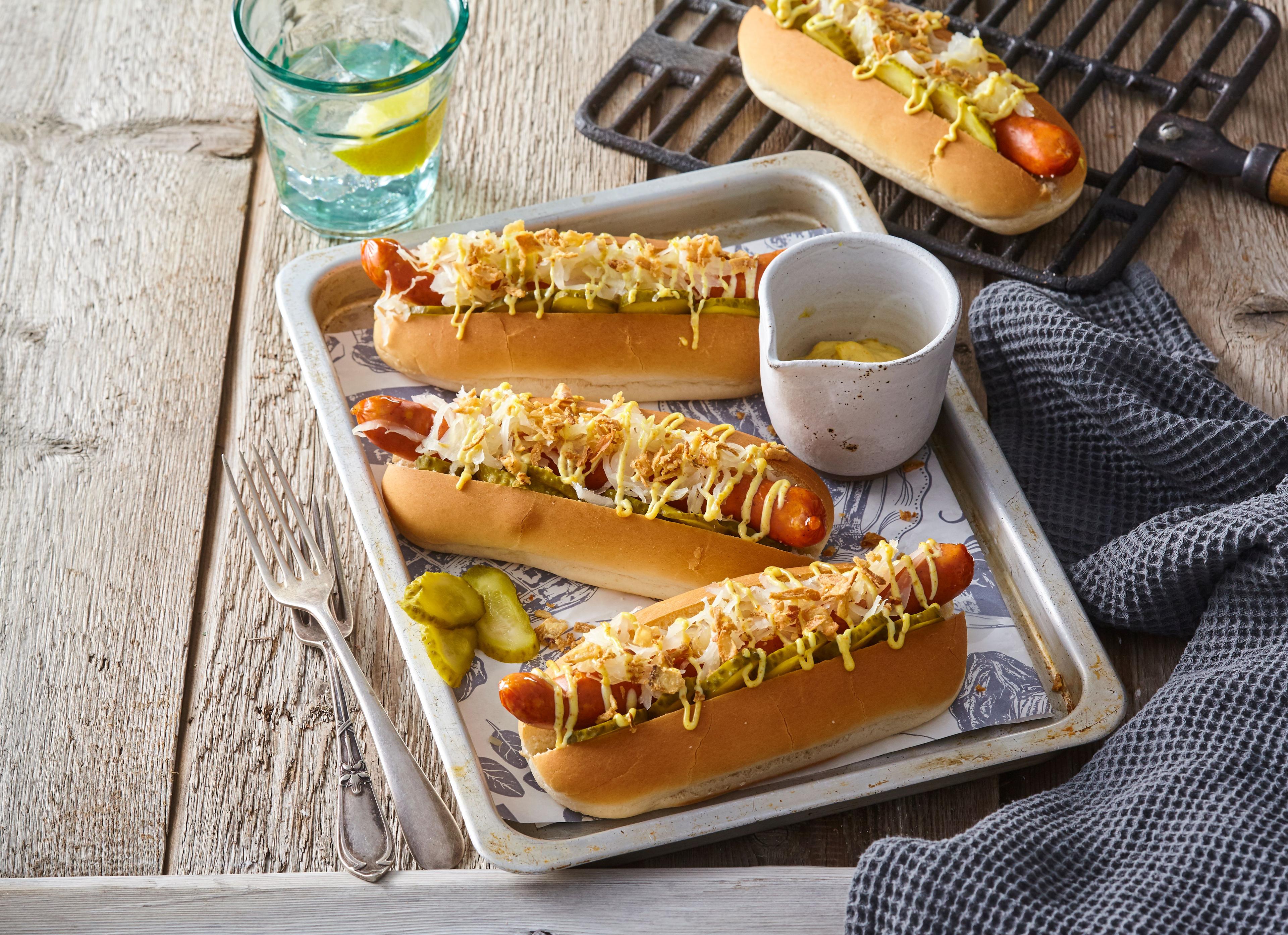 Hot dog z grilu