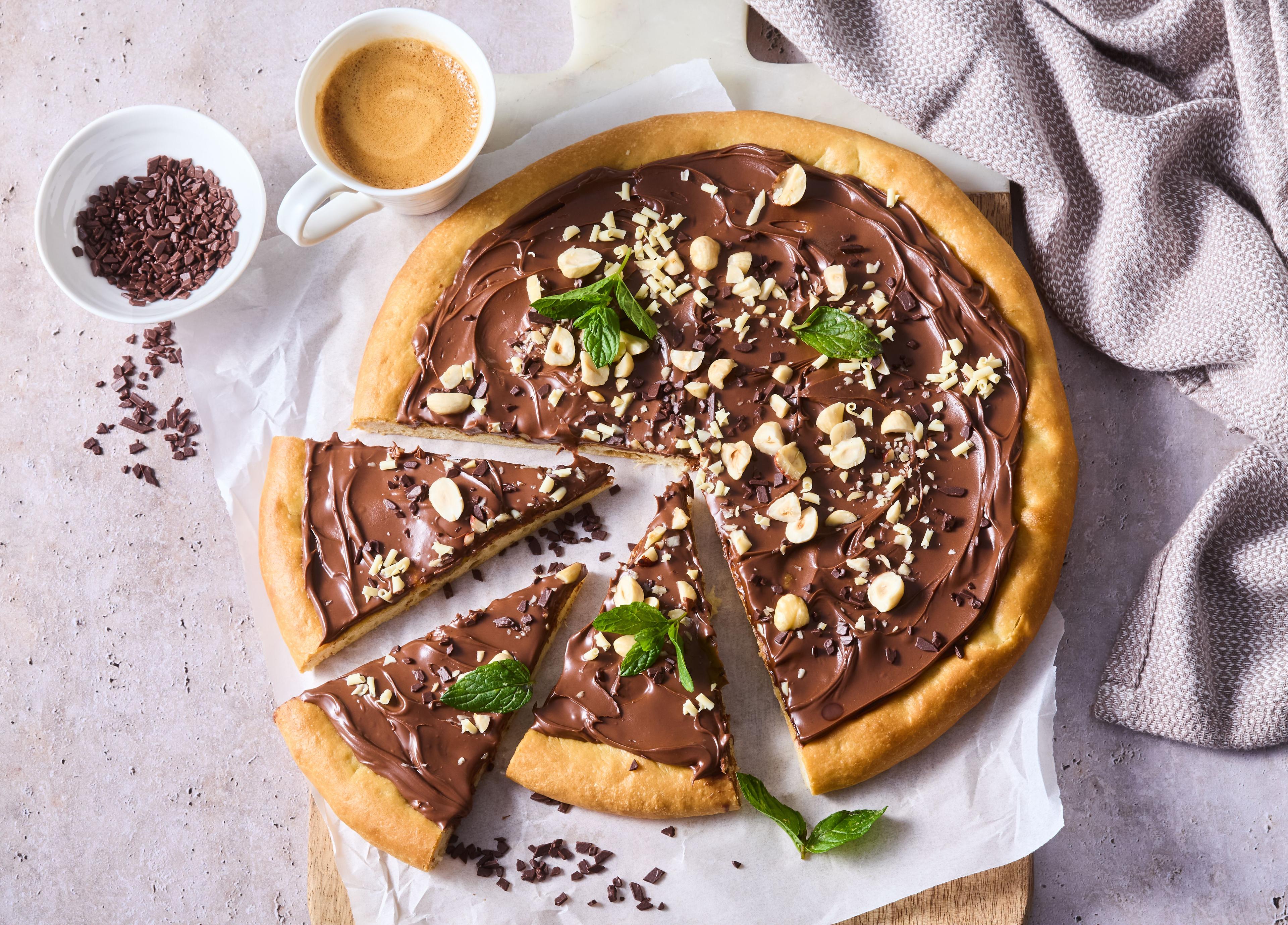 Čokoládová pizza s lieskovými orieškami