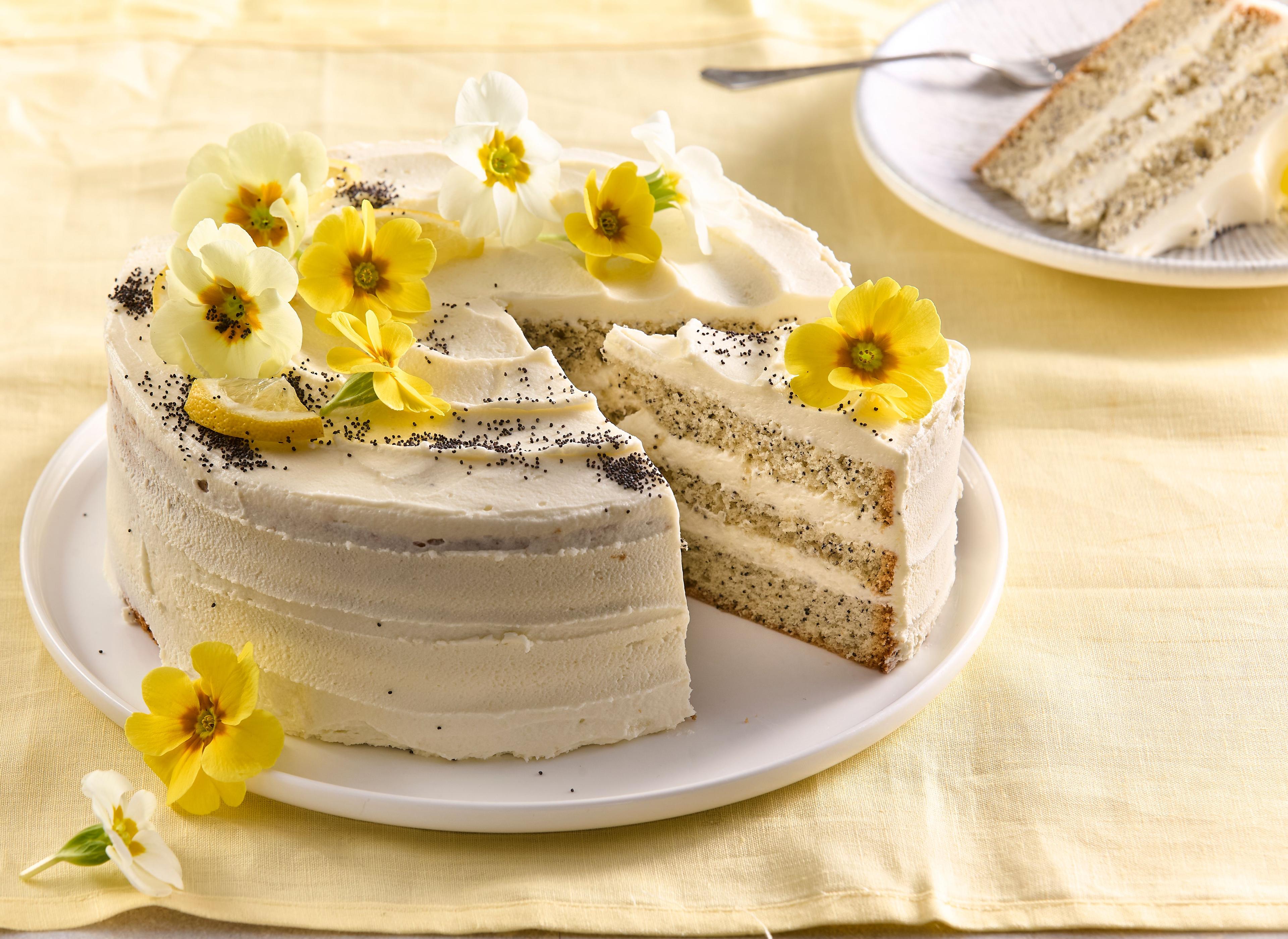 Citrónovo-maková krémová torta