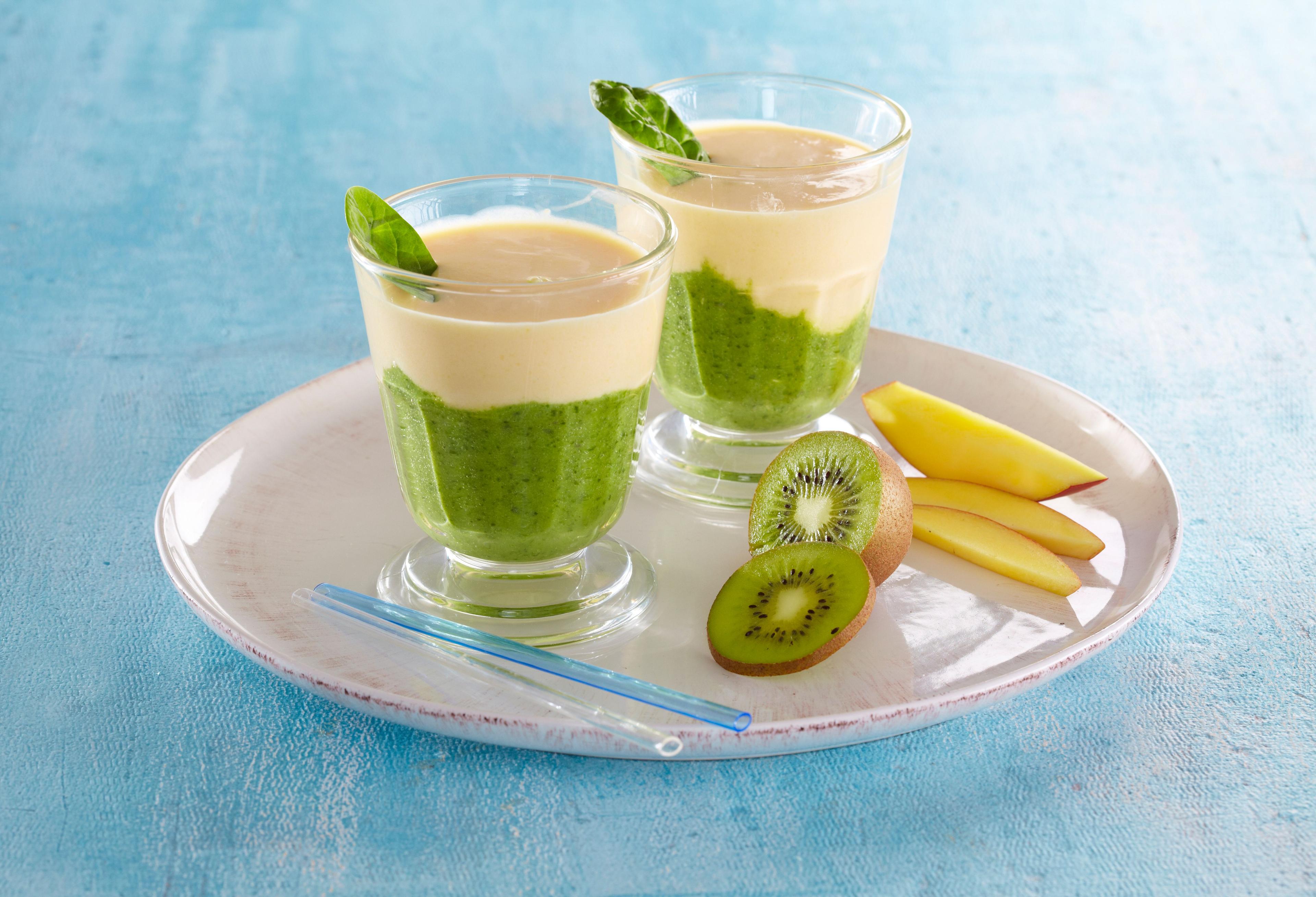 Exotické smoothie s jogurtom