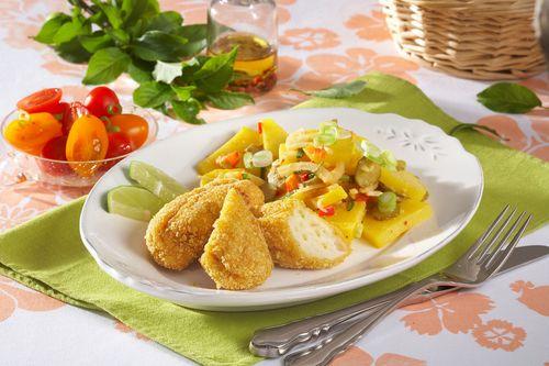 Smažené rybie krokety s ľahkým zemiakovým šalátom