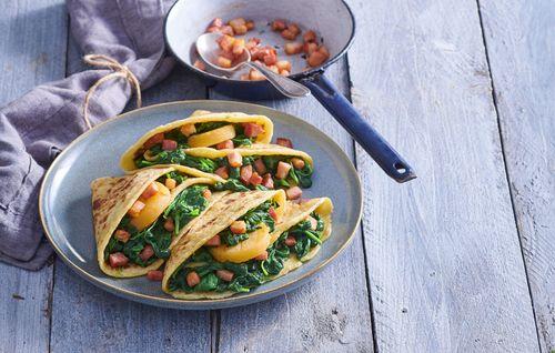 Lokše so špenátom a tvarôžkami