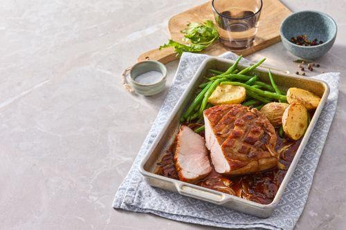 Pečené bravčové stehno v medovej marináde