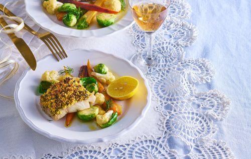 Sviatočná pečená treska s bylinkovou krustou