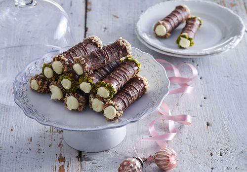 Orechové nepečené trubičky