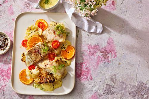 Treska s karfiolom a beurre blanc omáčkou