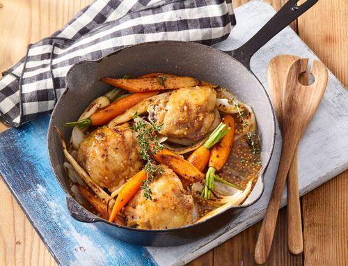 Kuracie z jedného hrnca s horčicou a mrkvou