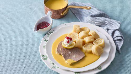 Sviečková s maslovými knedličkami