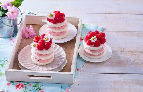 Snehový dezert s malinami