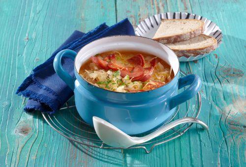 Údeninová polievka s kyslou kapustou