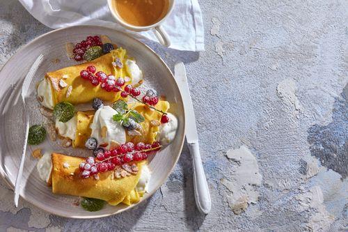Palacinky s tvarohom a ovocím