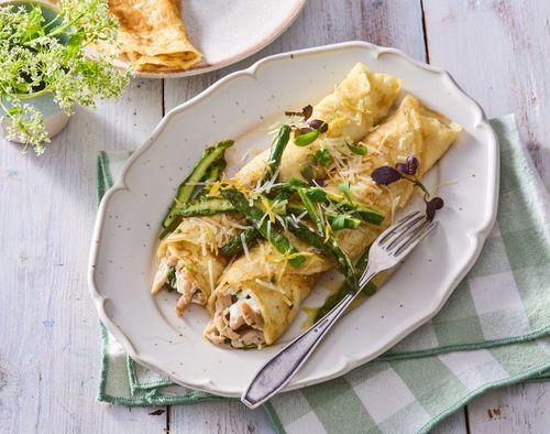 Palacinky s kuracím mäsom a špargľou