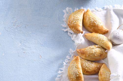 Taštičky z tvarohového cesta so slanou špenátovou náplňou