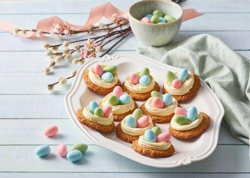 Veľkonočné marokánky s maslovým krémom a vajíčkami
