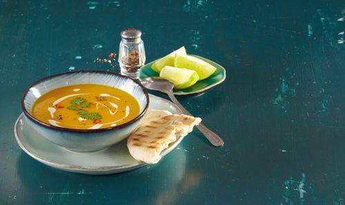 Mrkvová polievka so zázvorom a chilli