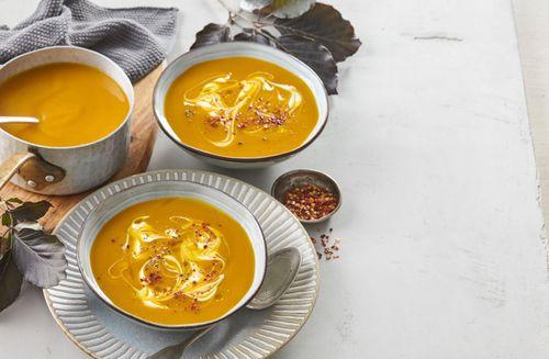 Batatová polievka s kari