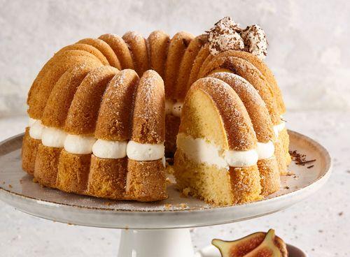 Bábovka s krémom à la torta