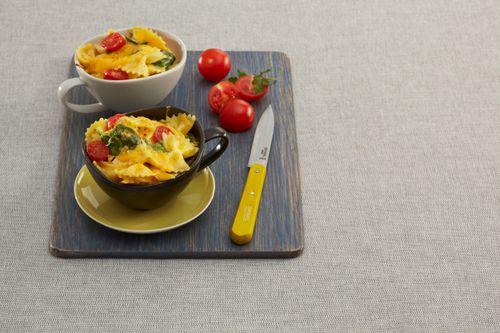 Hrnčekové farfalle so špenátom a syrom