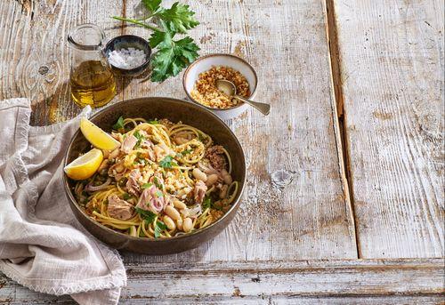 Bleskové špagety s tuniakom a bielymi fazuľami