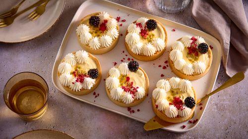 Tartaletky s maracujou a mascarpone