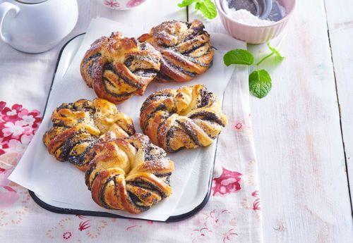 Kysnuté uzlíky s makom