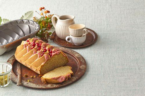 Orechový chlebíček s nasekanými pistáciami