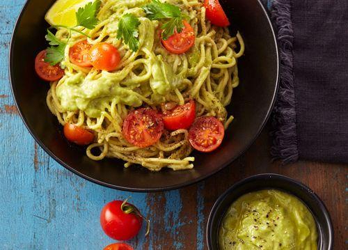 Avokádová omáčka na cestoviny