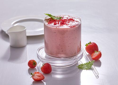 Jahodový smoothie snack